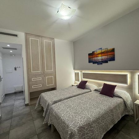 B&B Holiday Tropea Exteriör bild