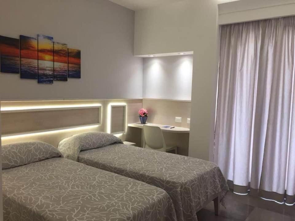 B&B Holiday Tropea Exteriör bild