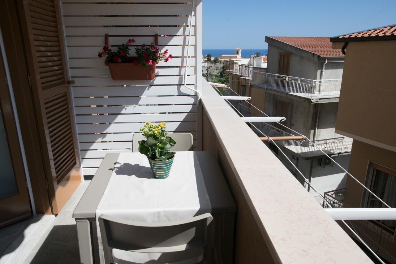 B&B Holiday Tropea Exteriör bild